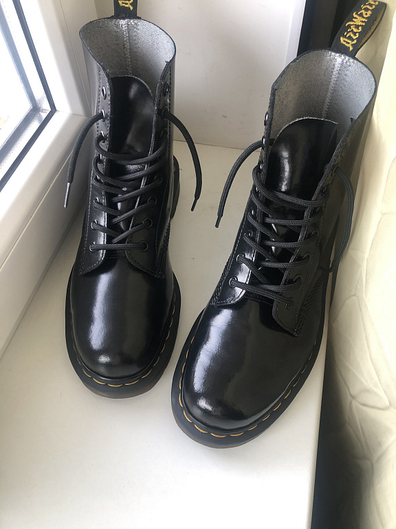 doc martens 37.5